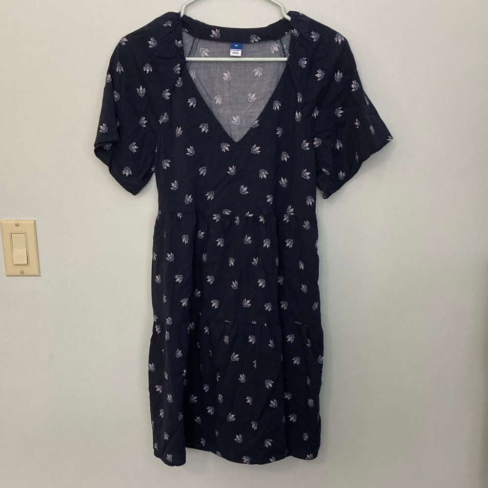 Old Navy Blue Floral V Neck Short Sleeve Dress